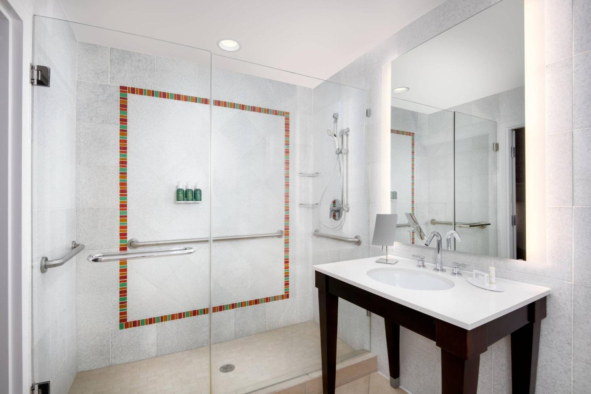 Courtyard By Marriott Atlanta Downtown Hotel Bagian luar foto